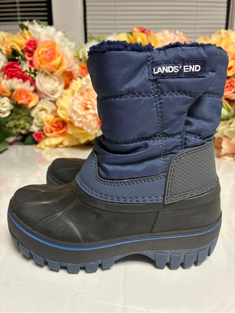 Lands’ End Youth 3M Thinsulate Water Resistant Snow Boots Navy Black Size 8M